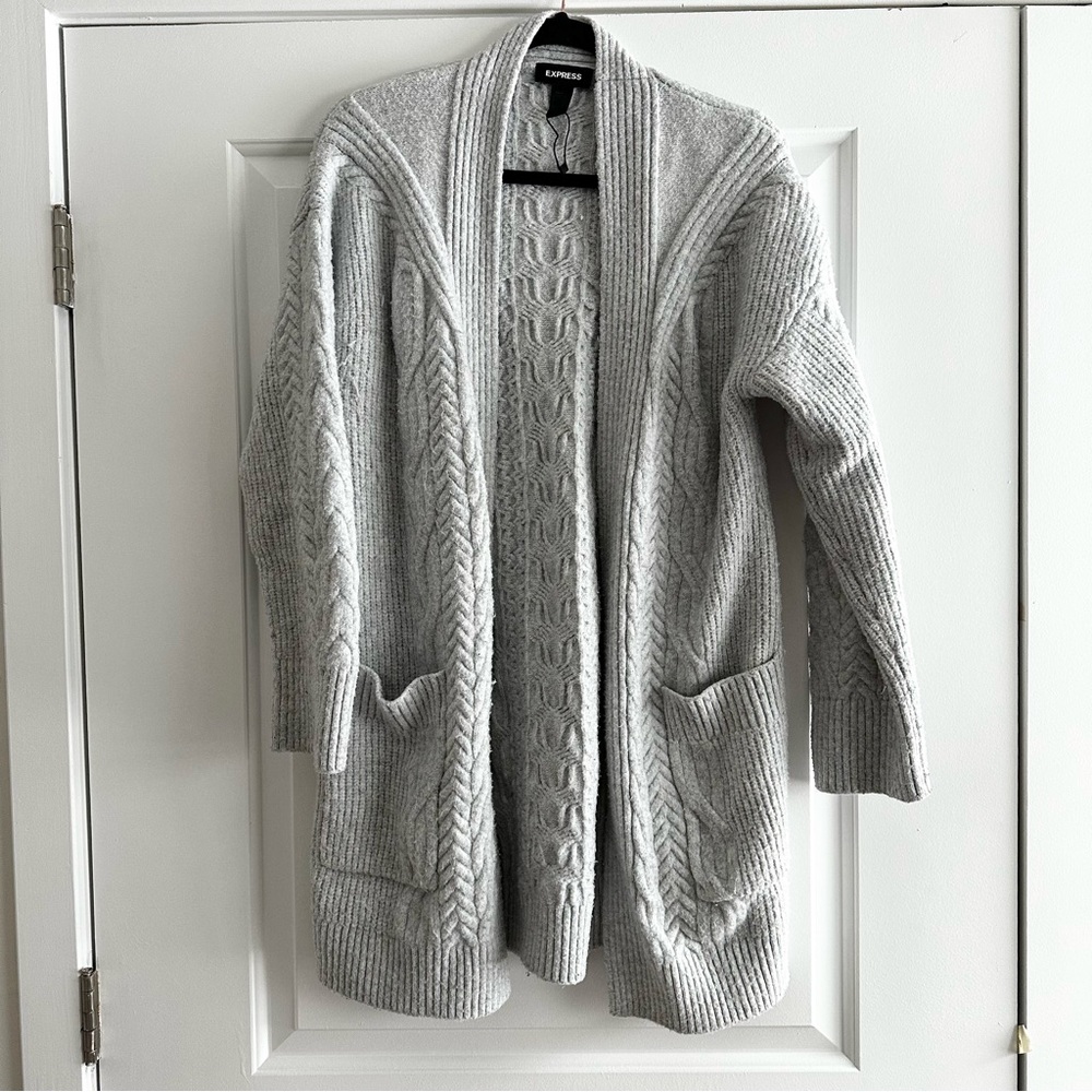 ⭐️ 3/$25 Express Light Gray Open Front Cardigan